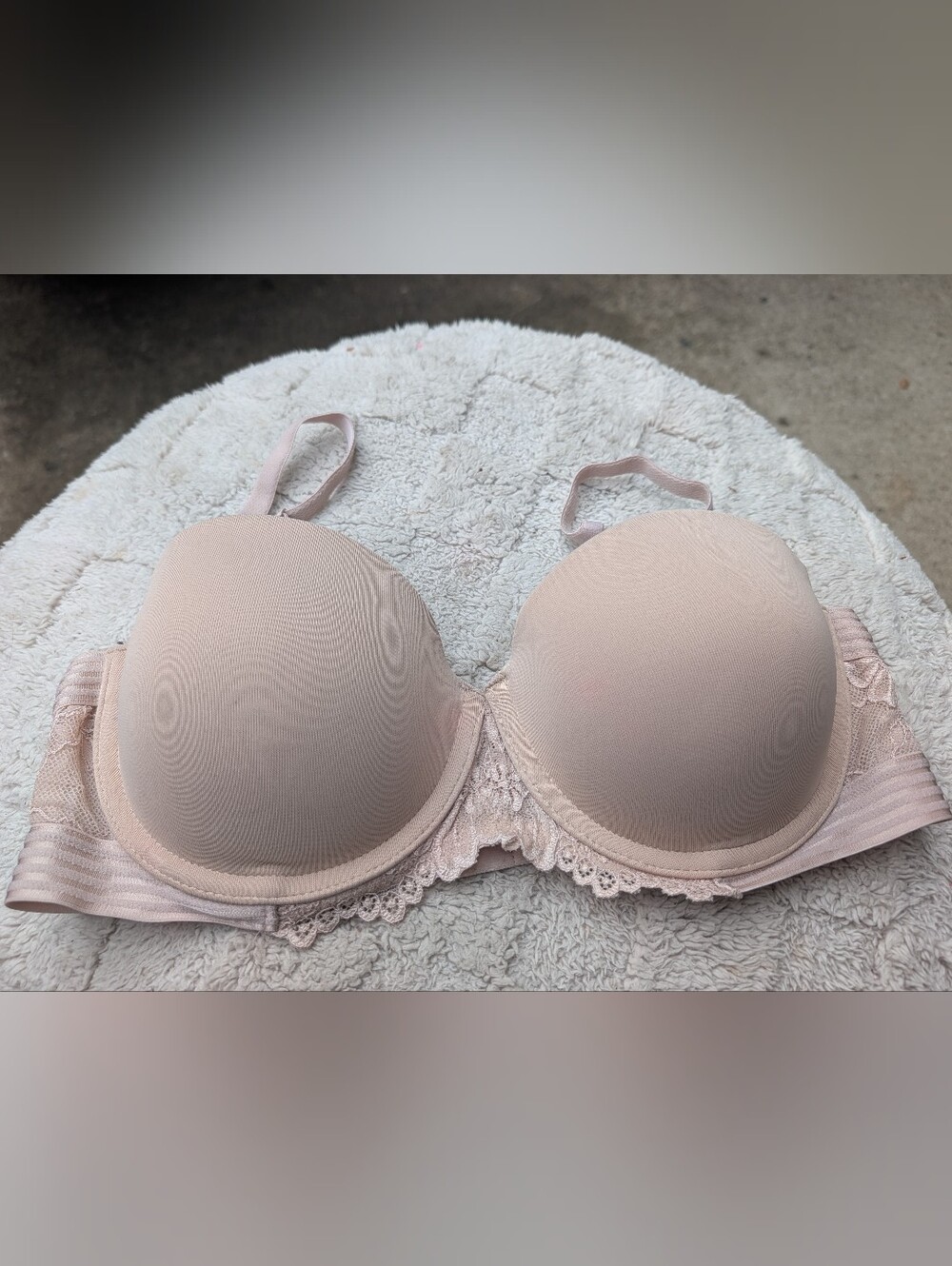 Maidenform Light Pink Bra Size 36B